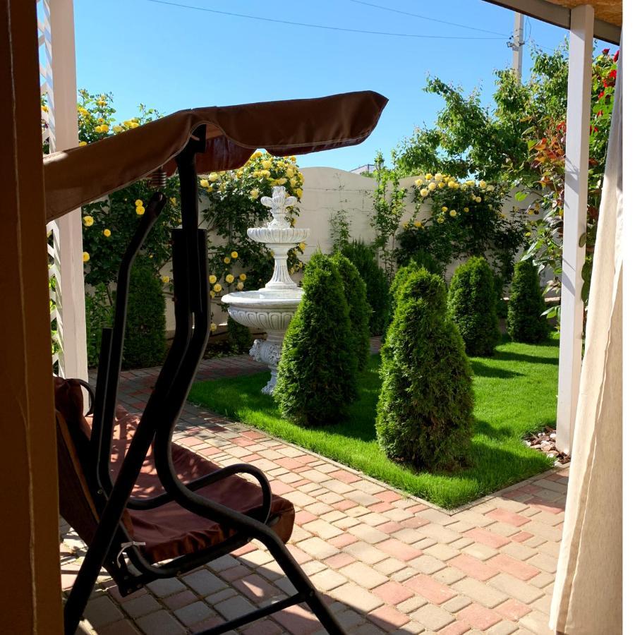 Guest House Santin Chornomorsk Exterior foto